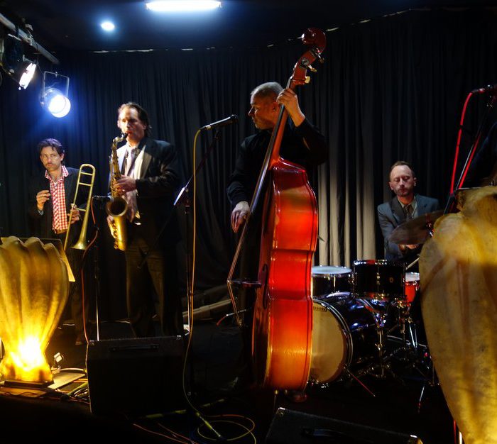 Hot 7 at the Victorian Jazz club